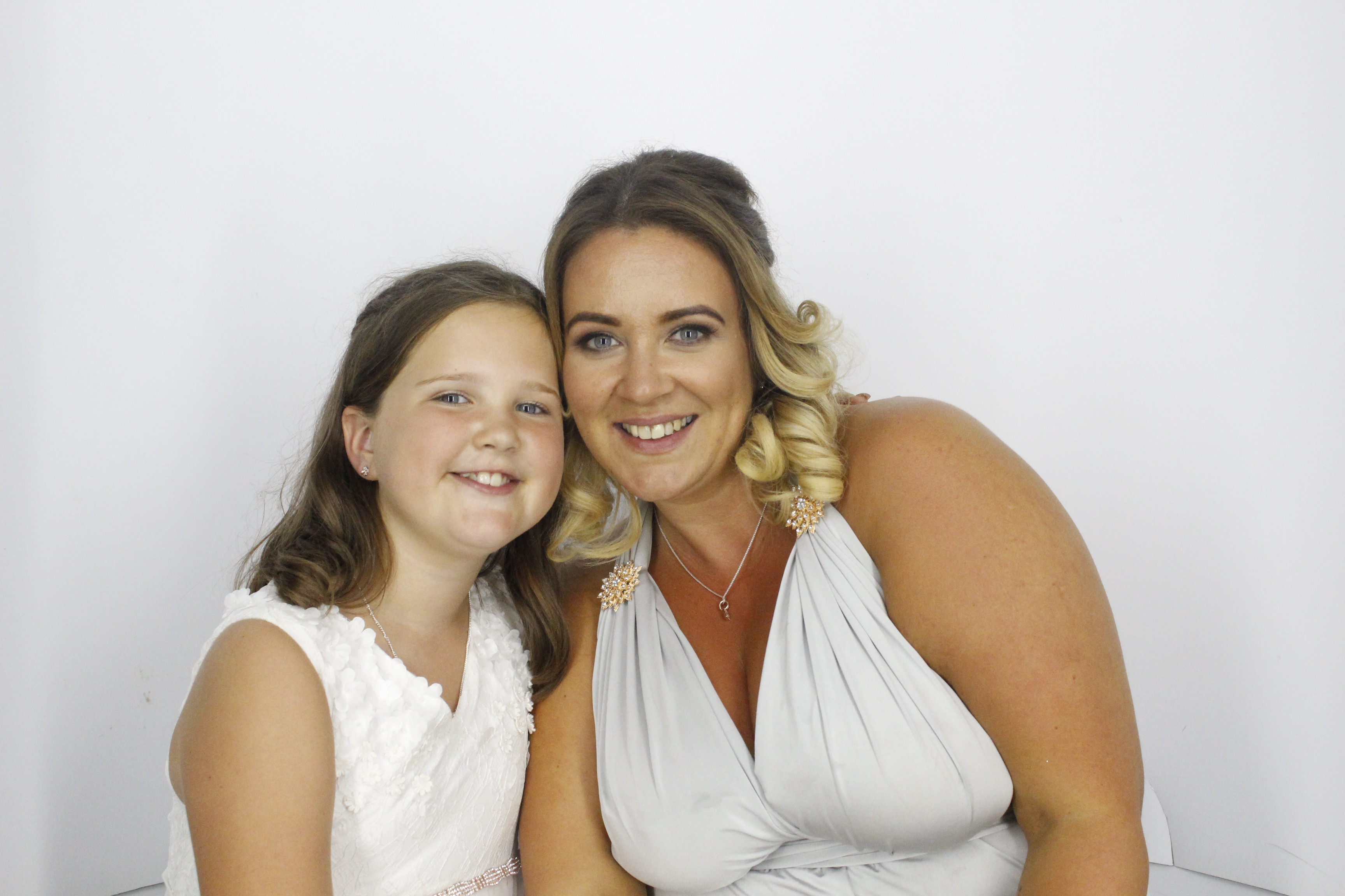 Sam & Rachel's Wedding | View more photos from the event at gallery.myphotoboothexperience.co.uk/u/MyPhotoBoothExperienceLtd/Sam-Rachels-Wedding